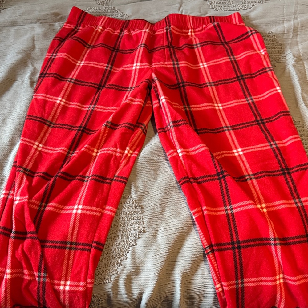 Wondershop Red and Black Plaid Sleepwear